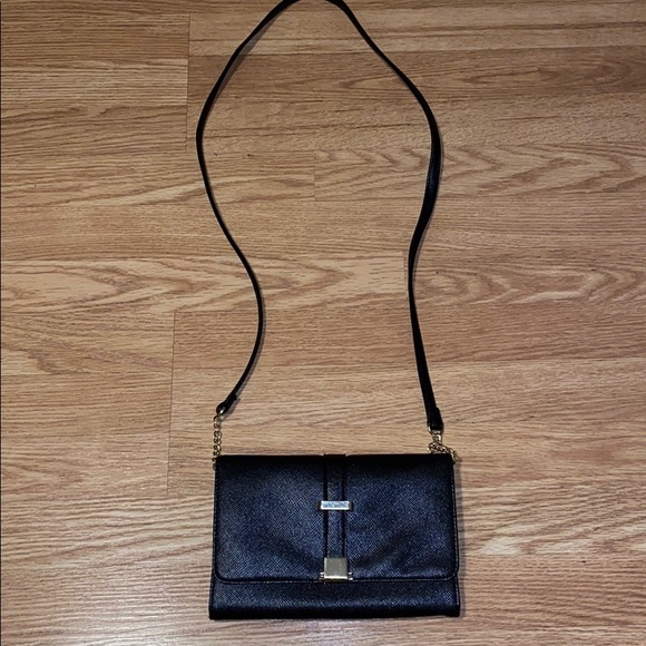 Kenneth Cole Reaction Handbags - Crossbody w Chain and Gold Hardware Detail